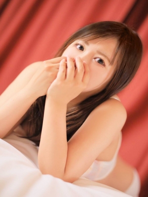 ゆな:業初新人