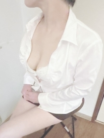 体験入店アキナ